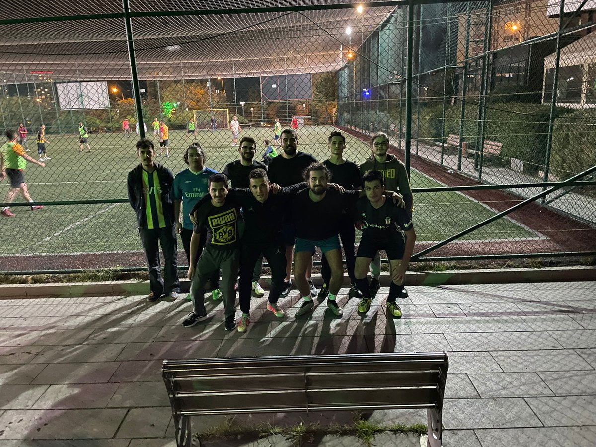 Instructor M. Emre Bölükbaşı and the rest of the dream team 💪