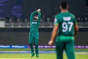 76Shadabkhan's tweet photo. PAKISTAN FANS YEH HAI AAP KA MAUKA. 

BELIEVE!! SO PROUD OF MY TEAM. THIS IS FOR YOU PAKISTAN. THIS IS FOR ALL THOSE FANS WHO HAVE SUPPORTED US THROUGH THE GOOD AND BAD TIMES. #PakistanZindabad #Pak #T20WorldCup https://t.co/0tWhLGO0OY