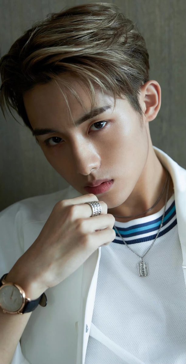 NCTupdating's tweet photo. #WINWIN will be starring in heβs first ever C-Drama called βRu Yueβ which is set in during a fiction fantasy Republic era of China and filming for this drama is scheduled to start happening today October 25 (also I believe heβs playing a vampire character in this drama) https://t.co/wYPLJkJg6a
