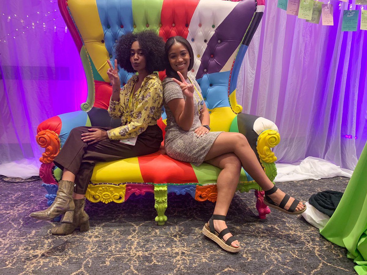 shewellread's tweet photo. She Podcasts Live photo dump!! 📸
We had an amazing time speaking and connecting with so many motivated womxn in AZ. Taking away a lot of ideas for the future of SWR. 📈
@shepodcasts #femalepodcaster #SPL21 #shepodcasts #podcast #spotify #blackownedbiz #feminism #reading https://t.co/AuzIuQtzgG