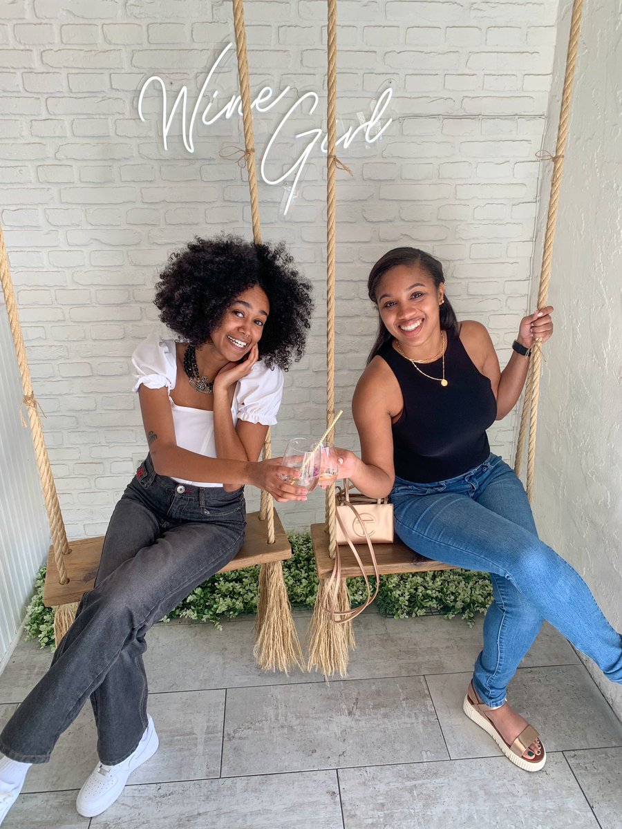 shewellread's tweet photo. She Podcasts Live photo dump!! 📸
We had an amazing time speaking and connecting with so many motivated womxn in AZ. Taking away a lot of ideas for the future of SWR. 📈
@shepodcasts #femalepodcaster #SPL21 #shepodcasts #podcast #spotify #blackownedbiz #feminism #reading https://t.co/AuzIuQtzgG