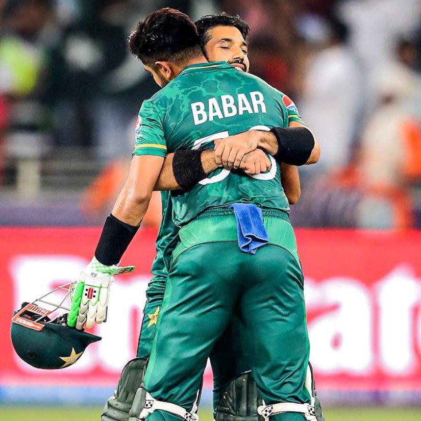 _chococreamm_'s tweet photo. SO ITS FIRST TIME EVER PAKISTAN WON WORLD CUP MATCH AGAINST INDIA BY 10 WICKTES🔥 HISTORY HAS BEEN CHANGED HERE
PAKISTAN ZINDABAD ♥️🇵🇰 #PakVsInd #PakistanZindabad https://t.co/xWanfkFJaw