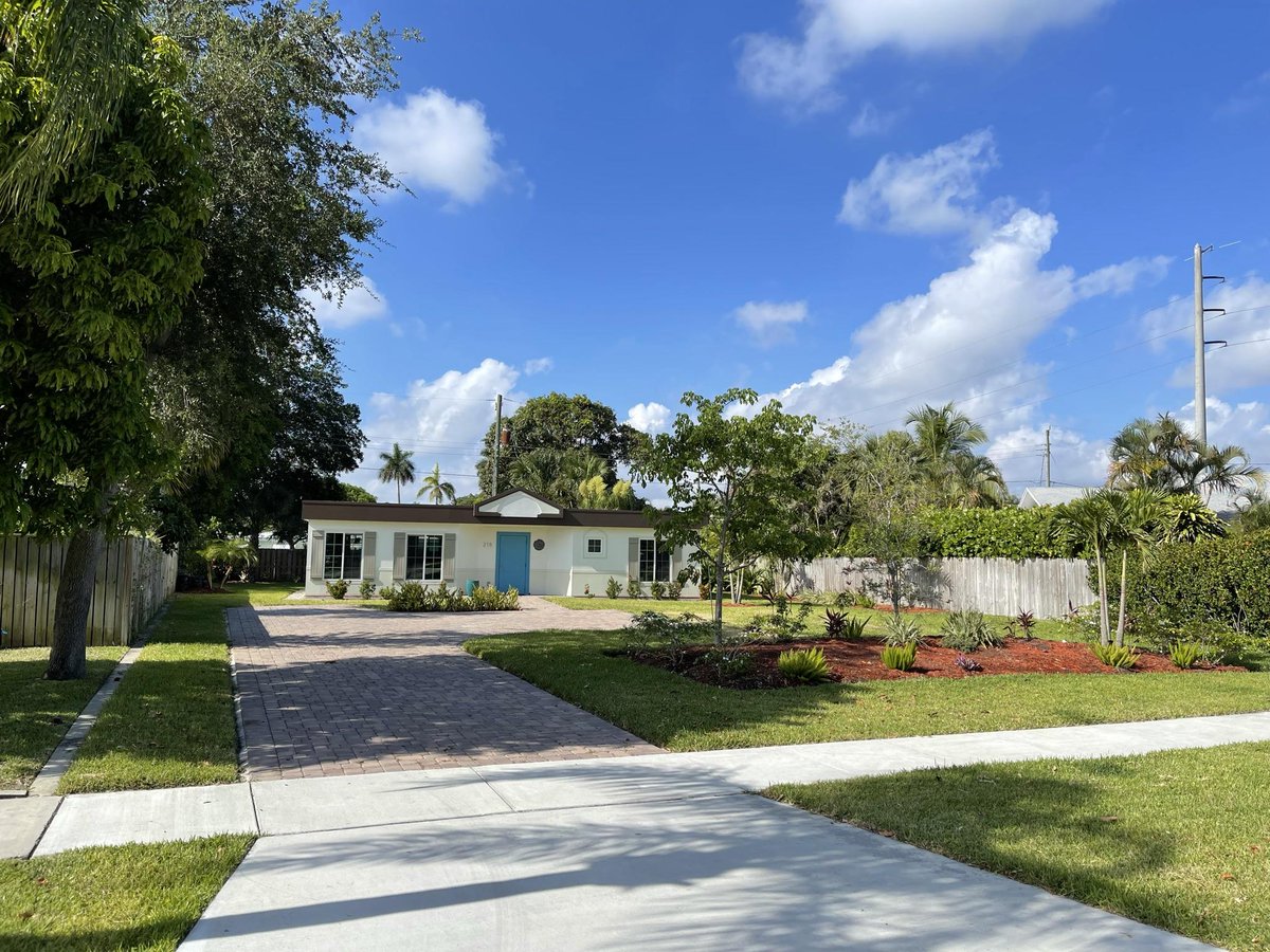 lee_petereit's tweet photo. See what this home has to offer! Contact me for a showing today. #homesforsale #realestate  https://t.co/iFZyfjZdHo https://t.co/pZT3nqNTvh