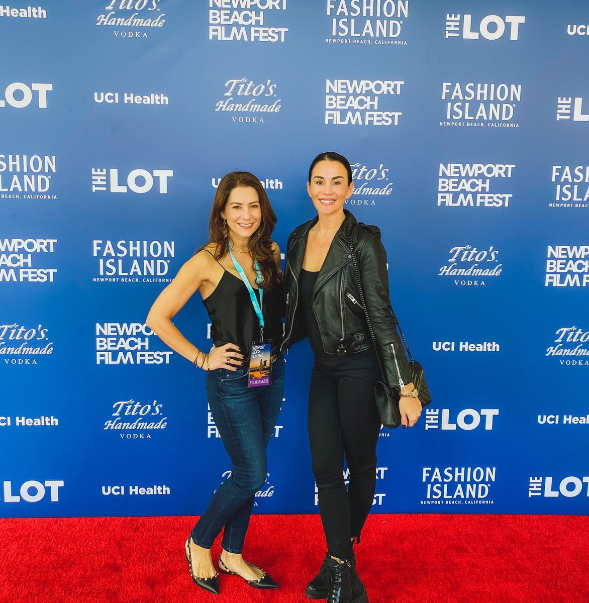 MissCindrich's tweet photo. Supporting my dear friend @HeatherOScanlon at the @nbff for the screening of her film #VictimNo6! So proud of you!!! @SOSPFilms @nancymenagh #NBFF21 #NewportBeachFilmFestival #FemaleFilmmakers https://t.co/s5KOlzIyuS