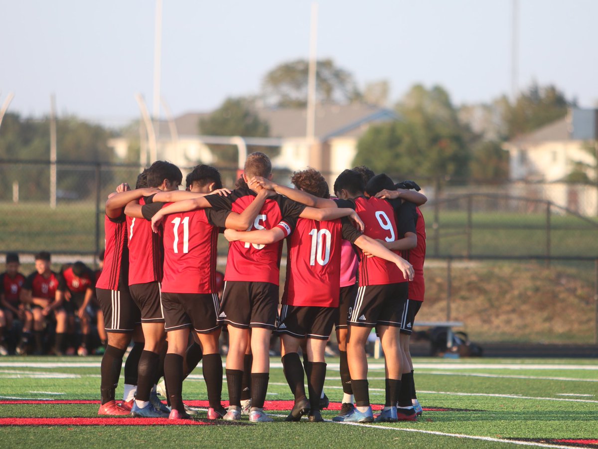 EHighJournalism's tweet photo. BIG week at EHS this week. It's time for post season soccer and football and it's STATE week for XC and Volleyball! #letsgospartans https://t.co/xwV3zk2L9e