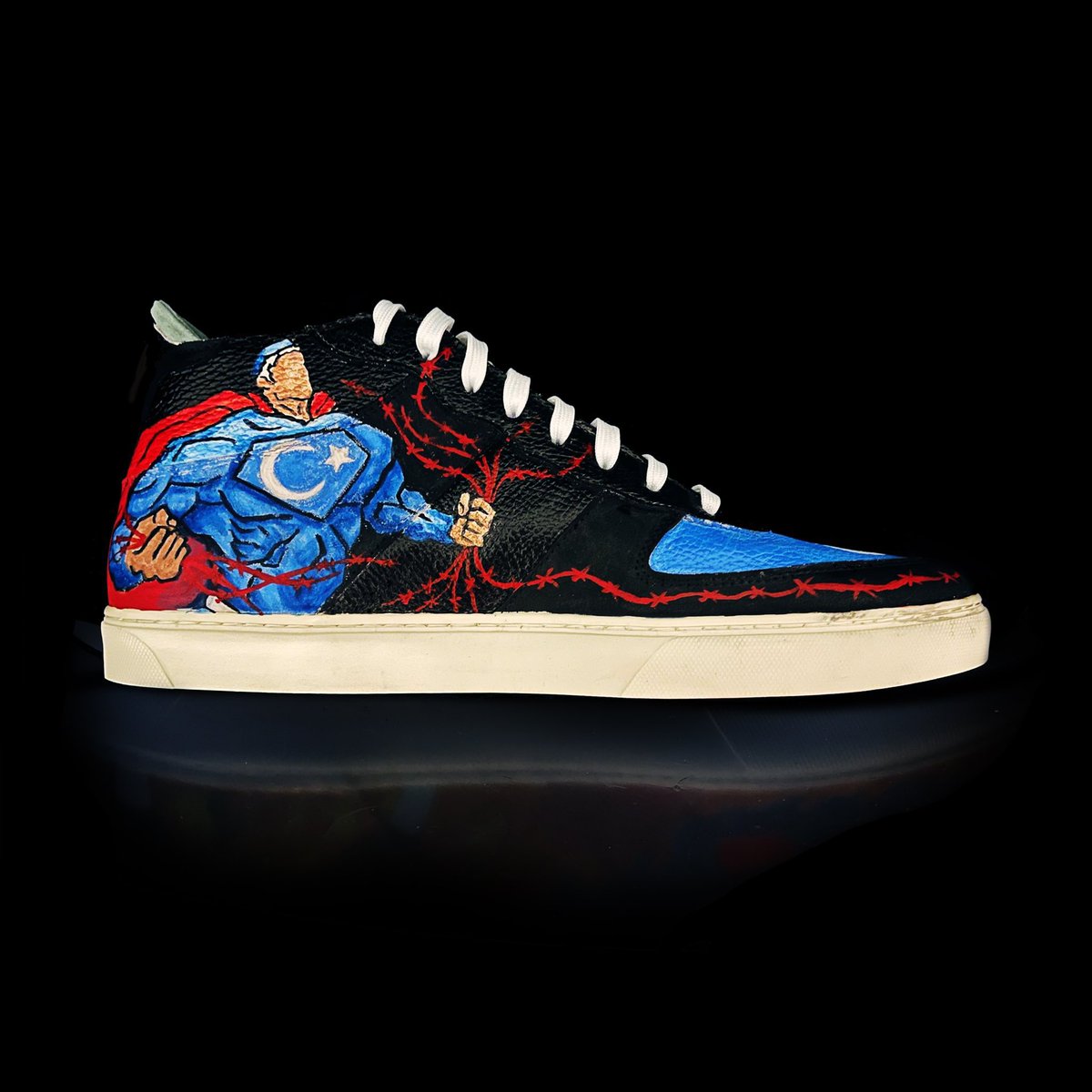 CihanBicerDC's tweet photo. @Nike I loved this model 🏀👟. What do you think @nikebasketball fan? @Nike
#FreeUyghurs #StopSlaveLabor https://t.co/EKAq4NTTFx