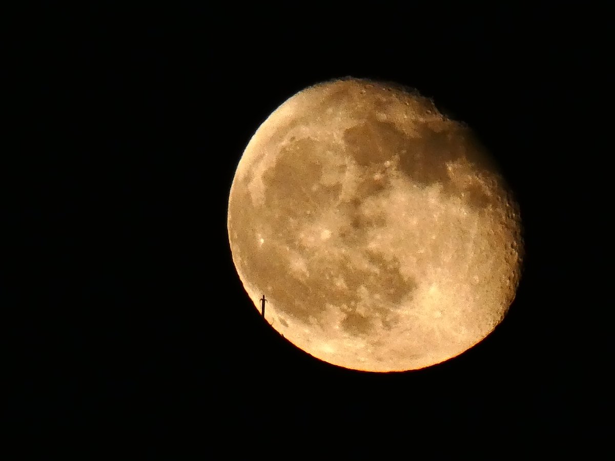 xusvalencia's tweet photo. Ayer noche en Iniesta... #Cuenca
Salida luna menguante 🌒 #moon
#castillalamancha #cielosESA

@El_Universo_Hoy #StormHour
@AstroAventura #ThePhotoHour https://t.co/mV1I0kocaz