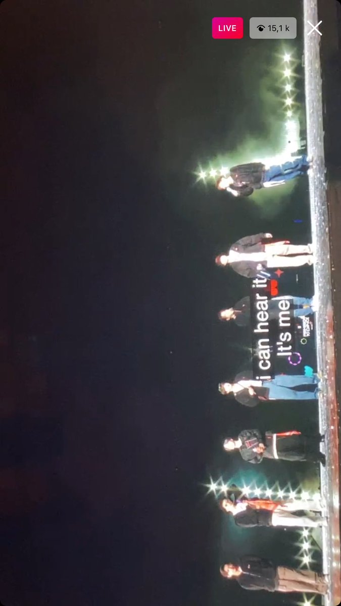 nyozz__'s tweet photo. #PermissionToDanceOnStage aku tadi heuheu 💜 https://t.co/4EjZDU7AVE