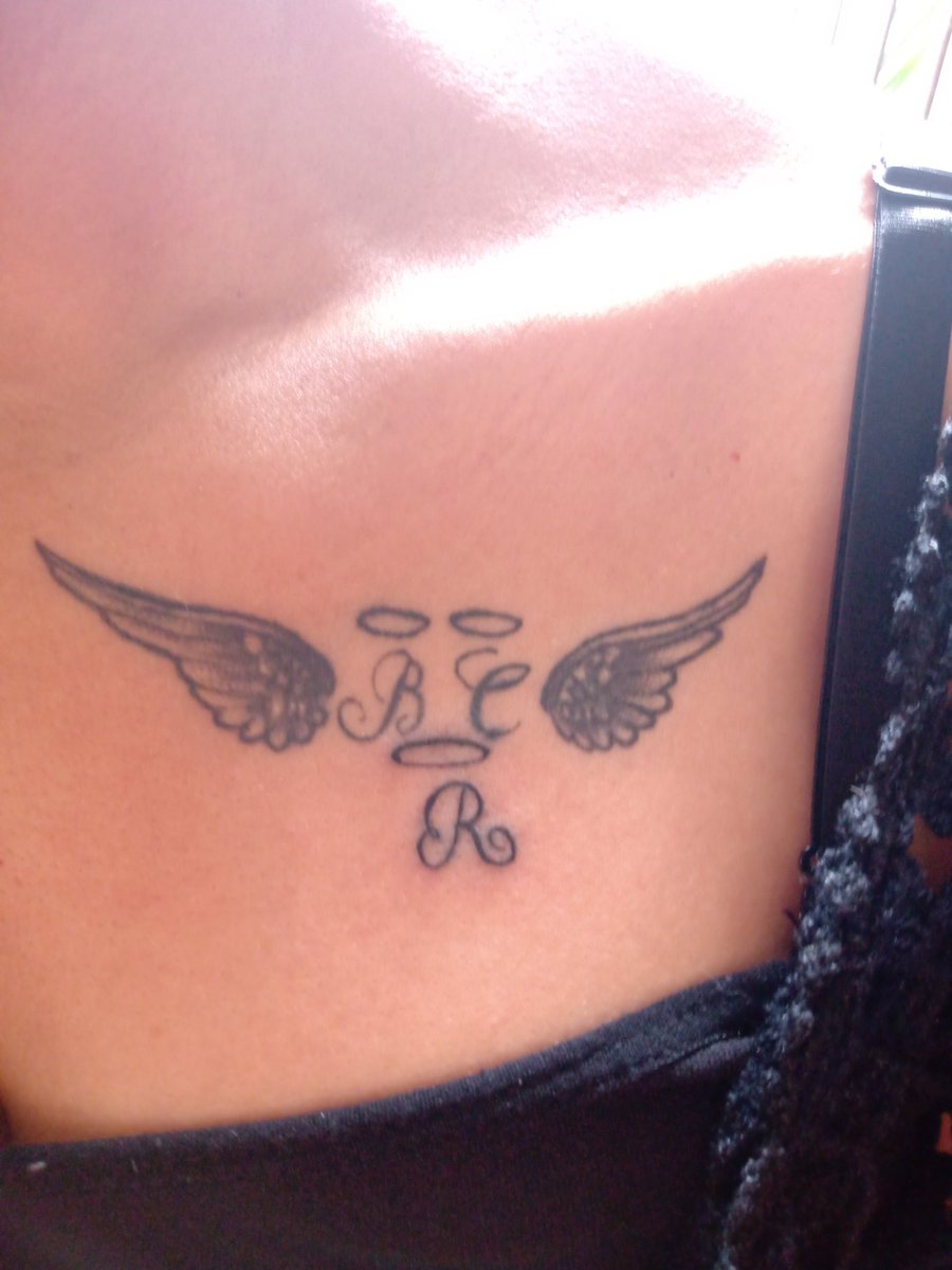 Anirosita's tweet photo. Tu recuerdo siempre vivirá en mi ♥️ Rosita de mi Vida 🌹Sumando Angeles en el cielo 😇👼
#NuevoTatuaje #Tatto #tattooart #Rosita #Mamá #TeAmo #TeExtrañoMucho #MisAngeles https://t.co/lLLUujDz9Q