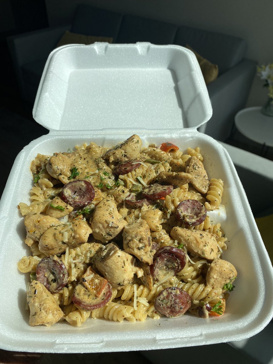 By popular demand I’m bringing pasta back, pulling out a new recipe this Tuesday! Thank you all so much for the continuous support, dm for a plate!!