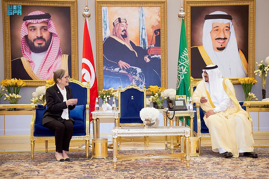 mubasher's tweet photo. أول زيارة خارجية لها.. رئيسة الحكومة التونسية #نجلاء_بودن  تصل #الرياض للمشاركة في قمة #مبادرة_الشرق_الأوسط_الأخضر https://t.co/4R7uCgC4iC