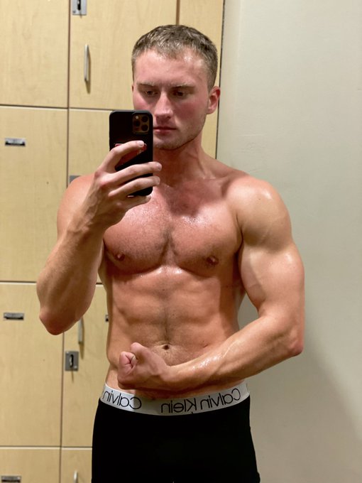 ready for cali🤪 https://t.co/ITXqPK5lQY<a href="/tag/newprofilepic"class="tags"><span>#newprofilepic</span></a>