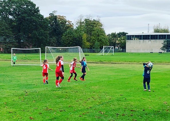 h3lenparky's tweet photo. Another fantastic performance from the girls this morning, Emeli scoring the opening goal. Love these girls 💙 @lancon_girls #neverfollow #proudmum https://t.co/lsMPkj4bq8