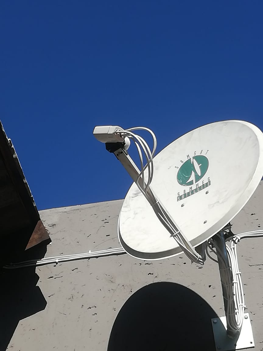 DstvElite's tweet image. For all your TV Mounting and Dstv Installation services DM us or call us on #0739397204 /#0118728409.