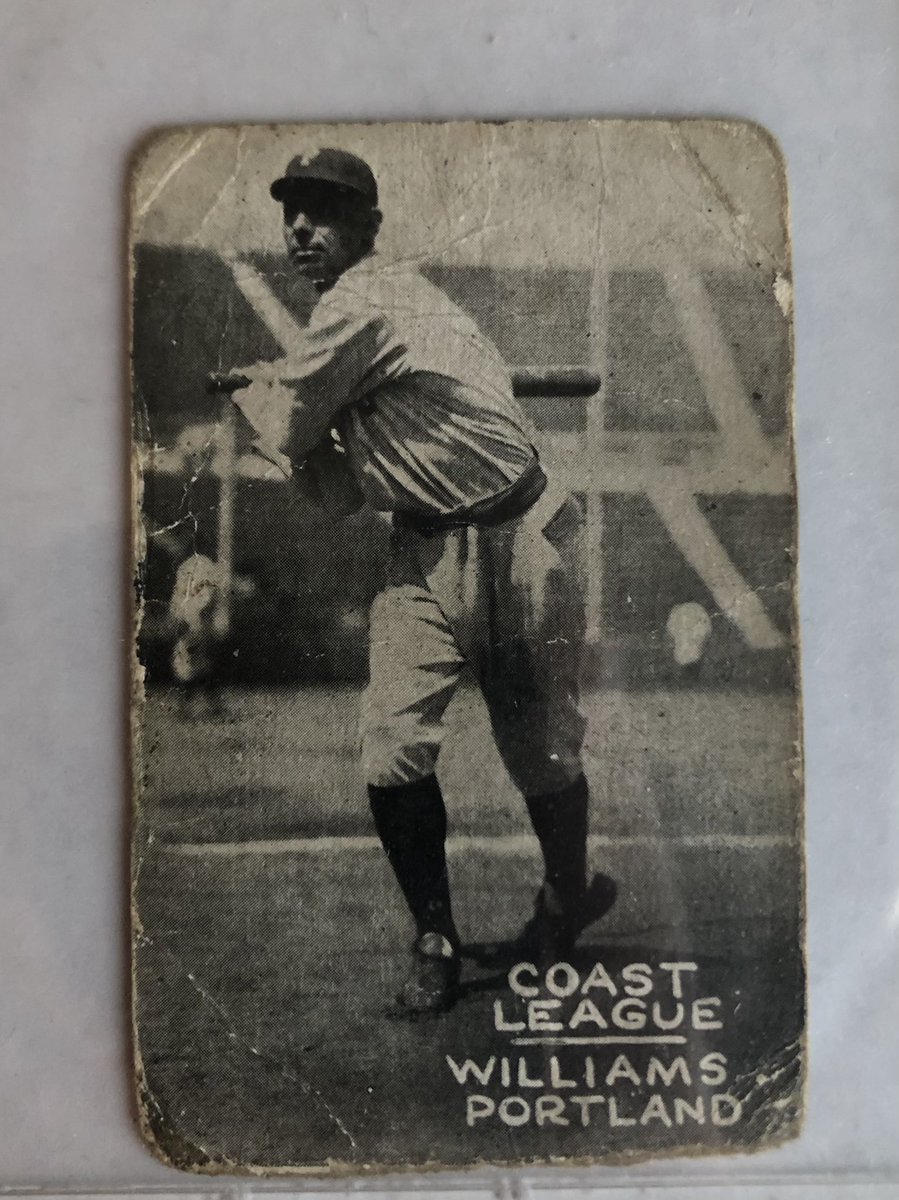 CardboardHistry's tweet image. #TheBabe has some ridiculous stats. Over 14 yrs (‘18-31) #Jidge led MLB in HRs 11x &amp;amp; AL 12x.🔥😳 These 2 NL sluggers won HR 👑s (Rogers in ‘22 &amp;amp; ‘25; Hack ‘30) &amp;amp; these 2 AL hitters beat Babe on Jr Circuit (Ken W in ‘22 &amp;amp; Meusel ‘25). Key to note, Ruth missed 40+ Gms ‘22 &amp;amp; ‘25.🐐