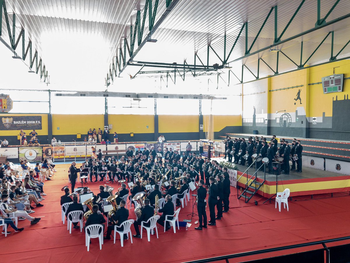expirabailen's tweet photo. Enorme!! @PasiondeLinares Gracias por compartir estos 25 años con nosotros https://t.co/BnWyA7IG9e