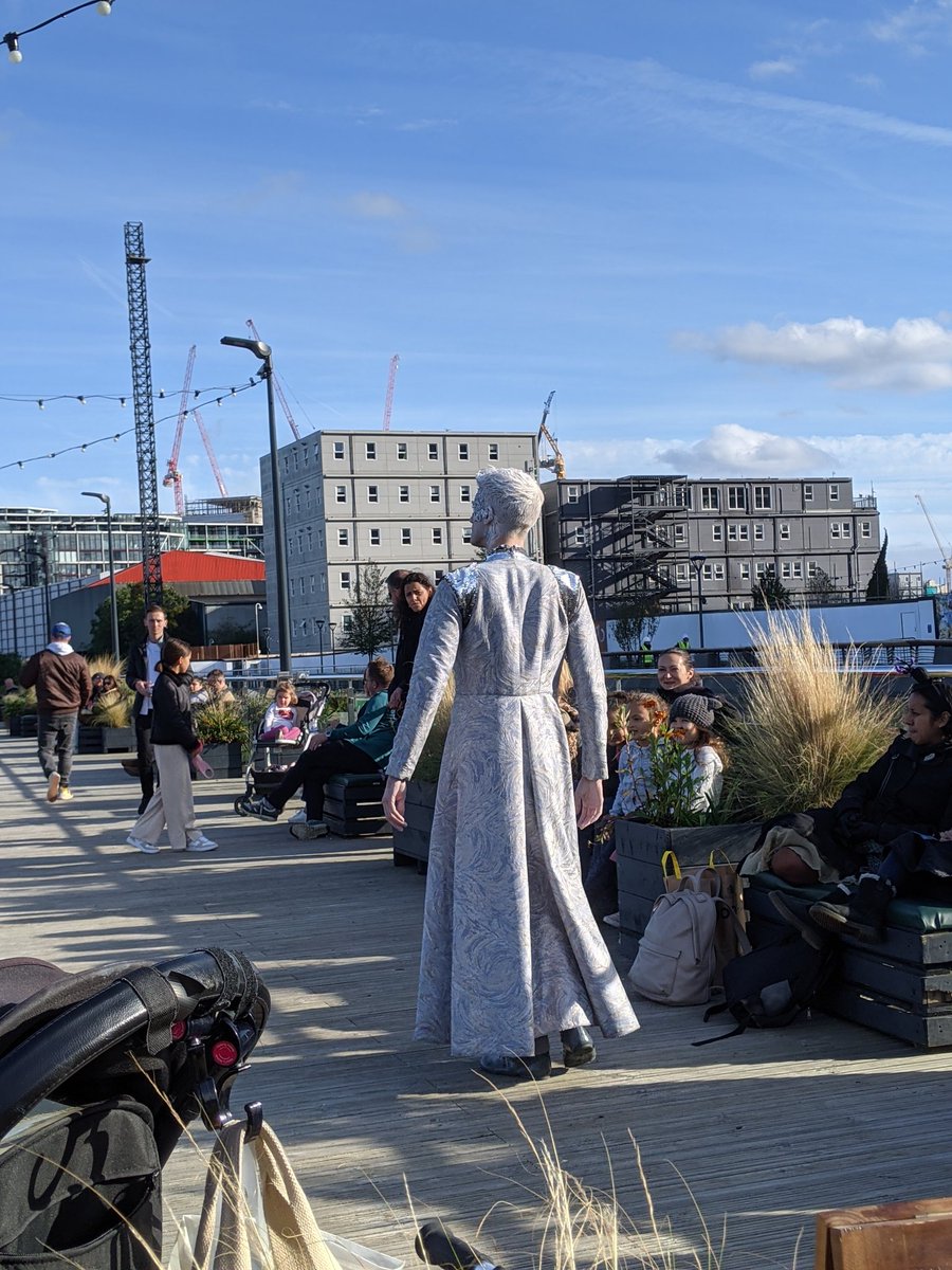 NoOrdExp's tweet photo. #LetsDoLondon @BatterseaPwrStn in the Sunday sunshine @traceworksdance with storytelling and magic to follow! https://t.co/xyrYqXtvXm