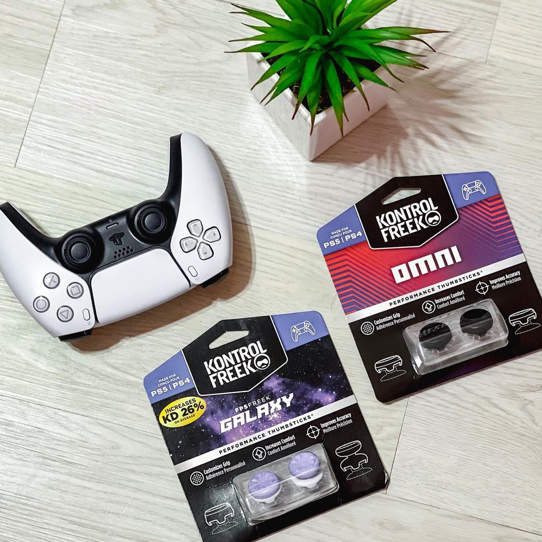 ✌️✌️ 2 modelli
👍👍👍 3 altezze
👊👊👊👊 4 combinazioni diverse

🙌 per qualsiasi genere di gioco !

📷: @tonski1019
#FreekNation #KontrolFreek #SteelSeries #KontrolFreekIT