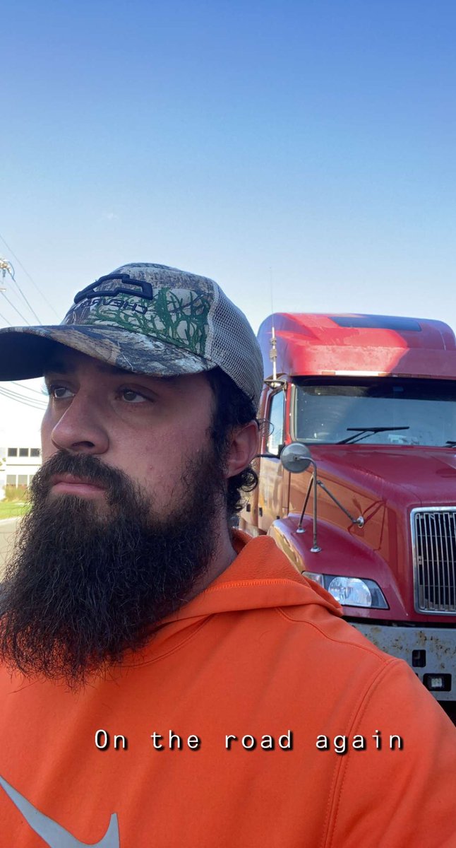 Calvin (@millenalmullet) on Twitter photo 