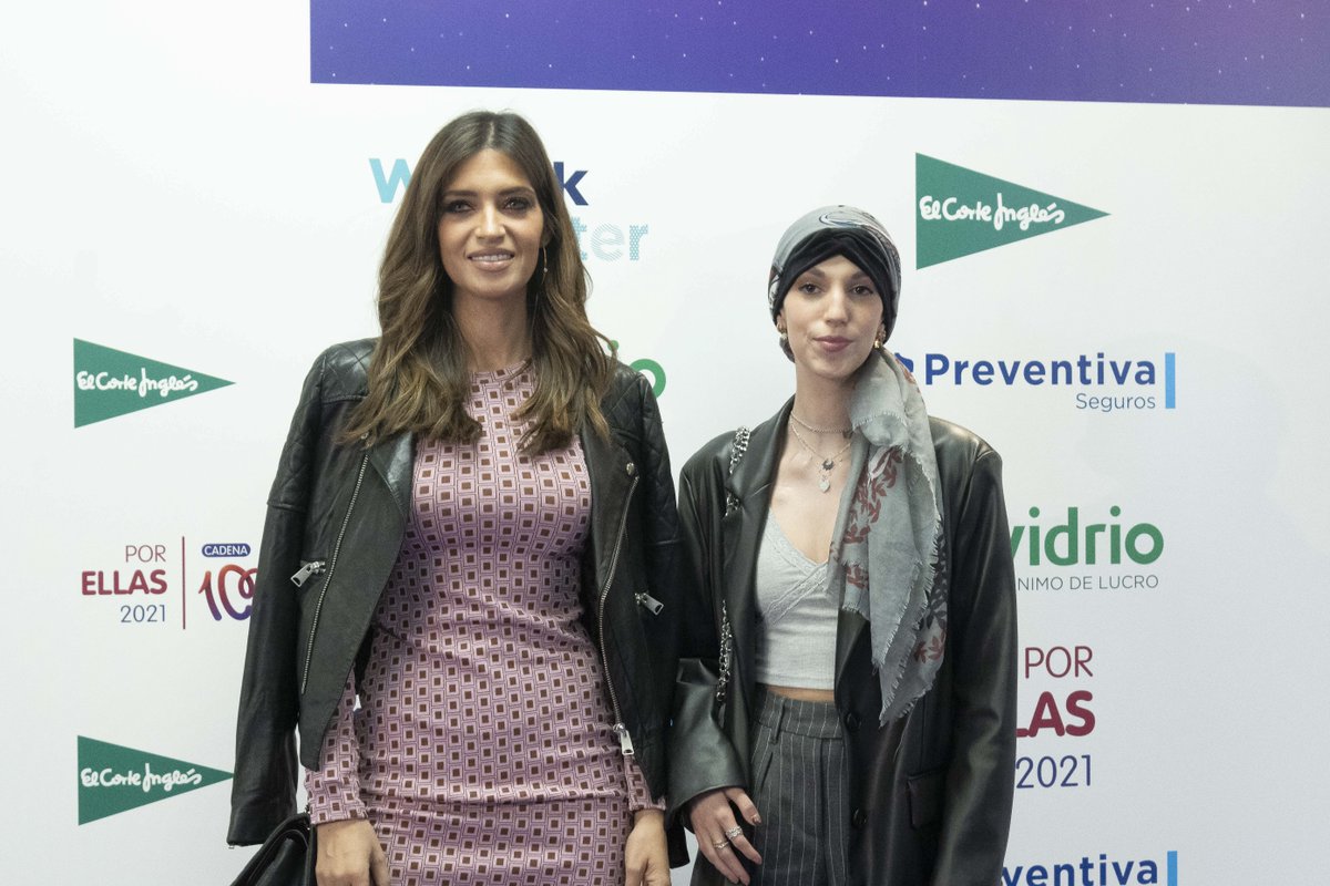 divinity_es's tweet photo. HILO 🔗 Los famosos se unen al #Cadena100PorEllas de @CADENA100 💜💪 
#DivinityPorEllas https://t.co/lSheoNLn5I
