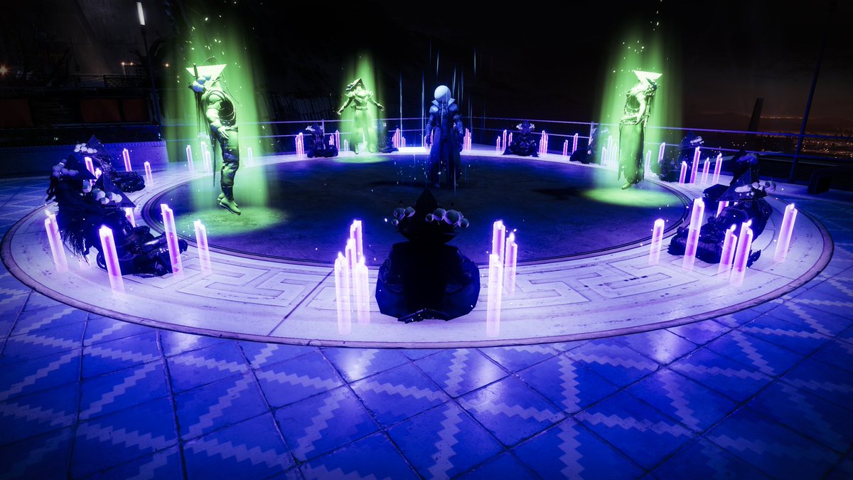 RakkaGG's tweet photo. "The dark fleet has arrived"
#FOTLFashion2021 @Bungie @DestinyTheGame @A_dmg04 @Cozmo23 https://t.co/uZMNL0aJBA https://t.co/ScWBEirzqs