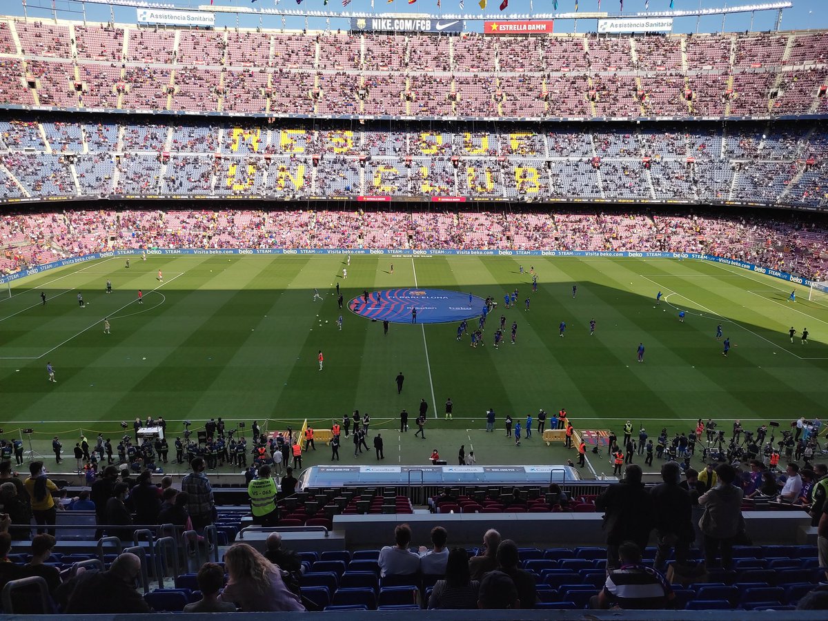 AdrianMoneo's tweet photo. Día de Clásico https://t.co/jnjLD1owN8