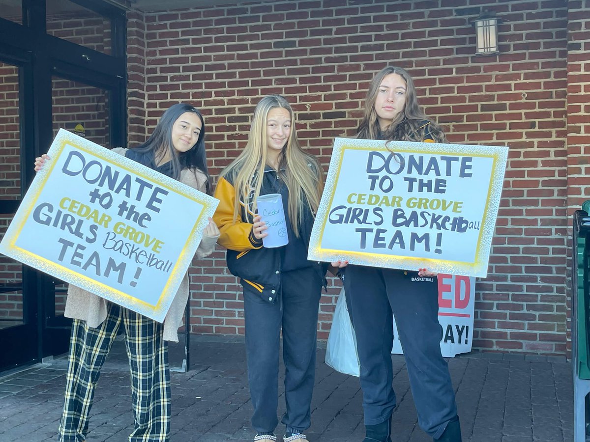 Come out and support the girls basketball team! They will be outside the fresh grocer from 9am-1pm!