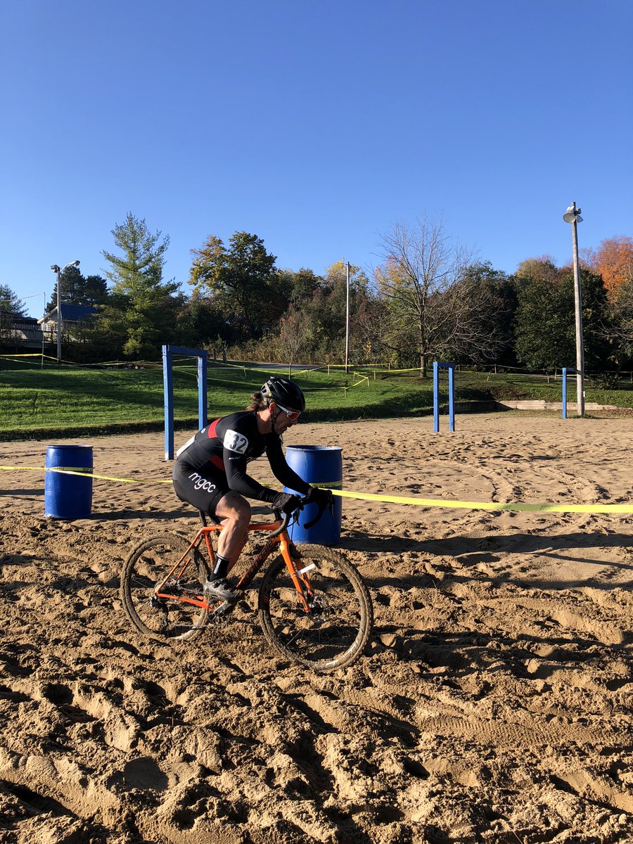 ontariocycling's tweet photo. M3 men making their way through the sandpit! πΈπ΄ββοΈ #OCACX https://t.co/krZUeqxTWB