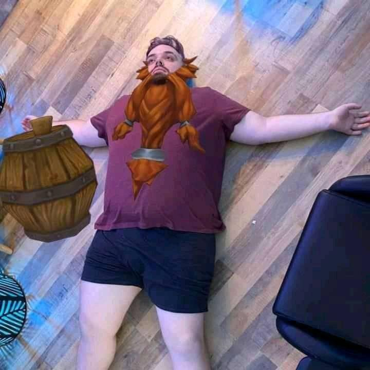 LVPesLoL's tweet photo. Que cambiado está el Gragas de @Elyoya_LoL.
📺https://t.co/vMMCKyK378 #WorldsCuartos3 https://t.co/STFIA4AMrI