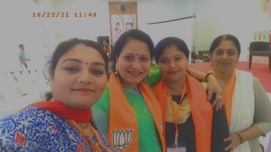 TwinkleTrivedi1's tweet photo. https://t.co/NUK9HKdrzs