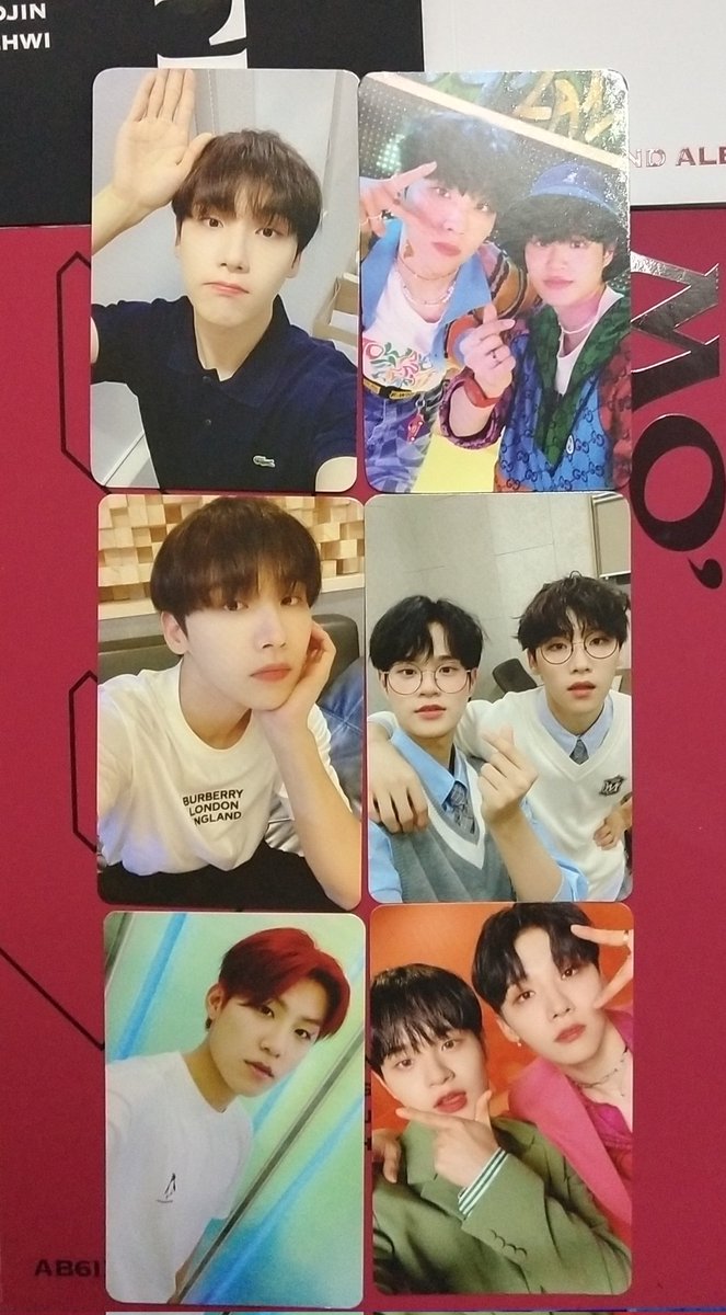 Vyllain_'s tweet photo. My pulls out full with WoongHwi ~ Only got 1 woojin pc 😂 but no worries i love all members 🥺 Appreciation post to @woojineismylife for vvv good service ❤ I always buying from her since Day 1 (cewah >•<) and will continue to keep supporting her after this 🤗🌼 Gumawo! https://t.co/c0ZI1ROOn2