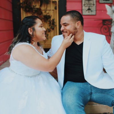 _anitatorres_'s tweet photo. #NewProfilePic https://t.co/5D6zNN3kR3