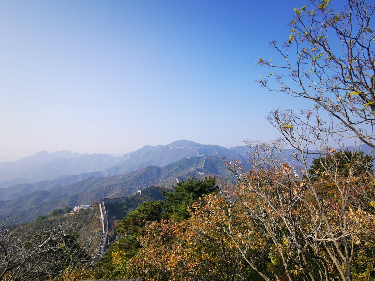 时隔十多年后终于又一次登上长城啦~ 我感觉还挺轻松的hh😂 可能因为来回坐了缆车和滑道的原因吧