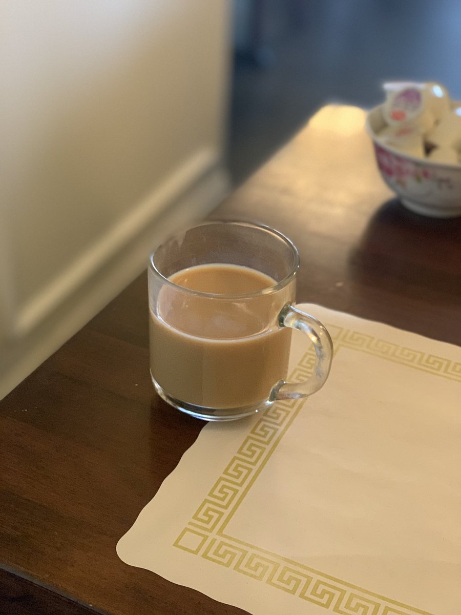 nomastehungry's tweet photo. Hi Sunday. Love, coffee ☕️ https://t.co/rpY9Jh2QXt