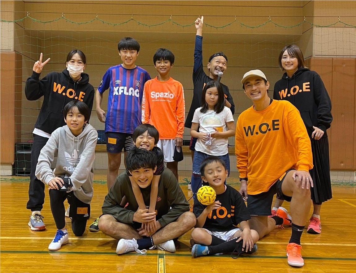 VOXRAY_Muzzi's tweet photo. 今日は セパタクロー日本代表
わたるくんのセパタクロー教室☺
🎤ご一緒させていただきました🎵
こどもたち楽しそうで 上手でした👏
参加したみんなどうもありがとぉー🙌
#workingonexcellence
#WOE https://t.co/FeZYDmWqHp