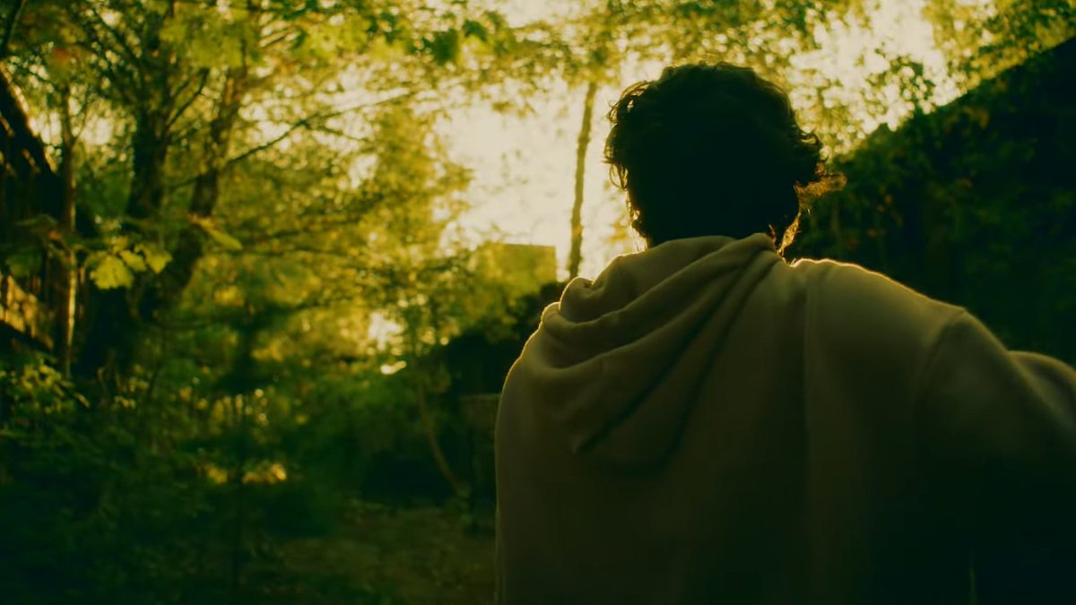 driesenaep's tweet photo. ismails so fucking cool what the heck - also the visuals of this scene were so beautiful #druck https://t.co/MIERdoti8S
