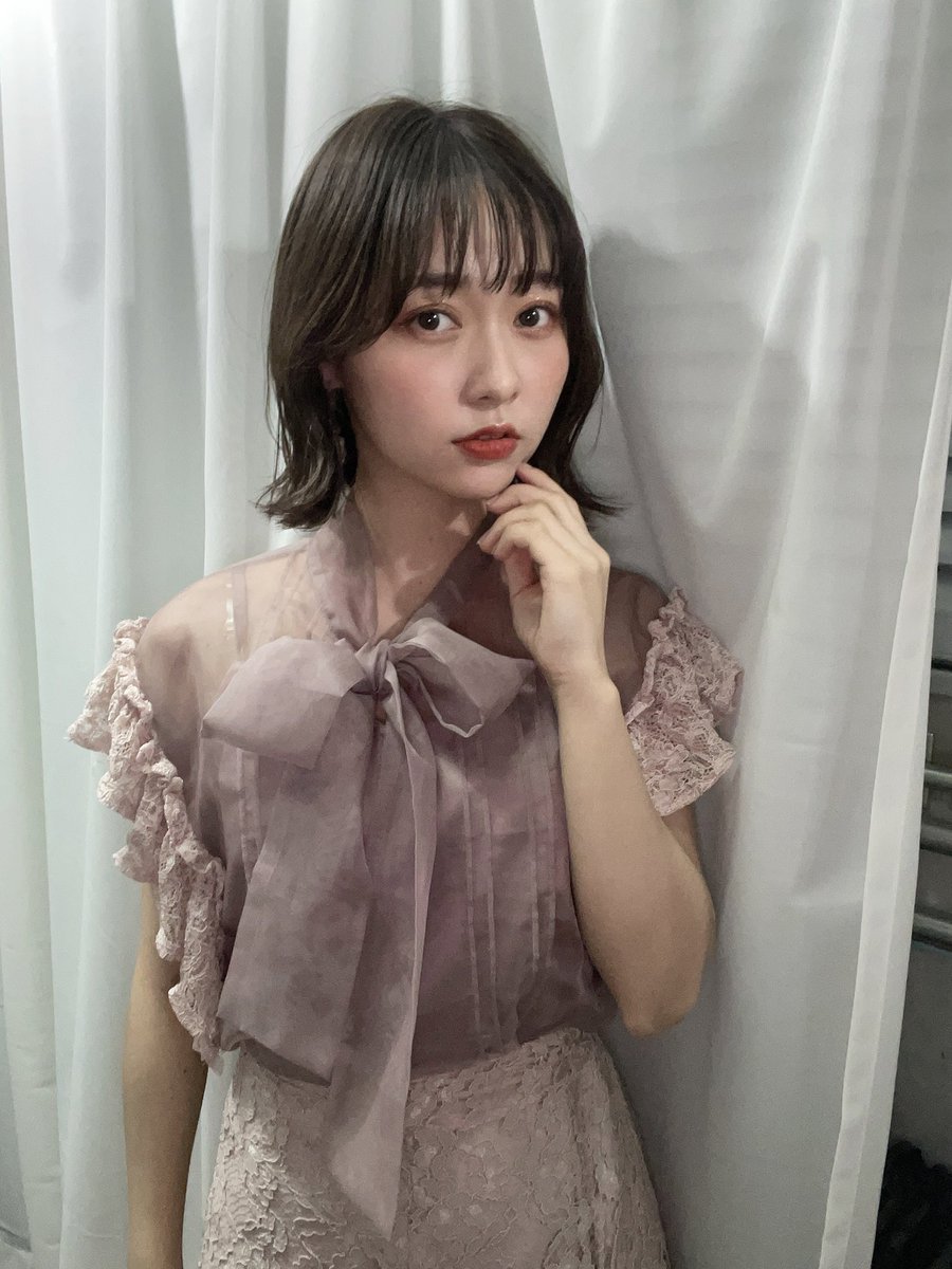 merumo0714's tweet photo. ライブありがとうございました〜！
やっと皆さんにお会いできて、嬉かったな✨
サイリュームでの応援もありがとございます😳
これからもっとたくさん良いものをお見せできるように頑張っていきたいと、改めて思いました✨
#メルメル #MERUMO https://t.co/buj9nJOZSp