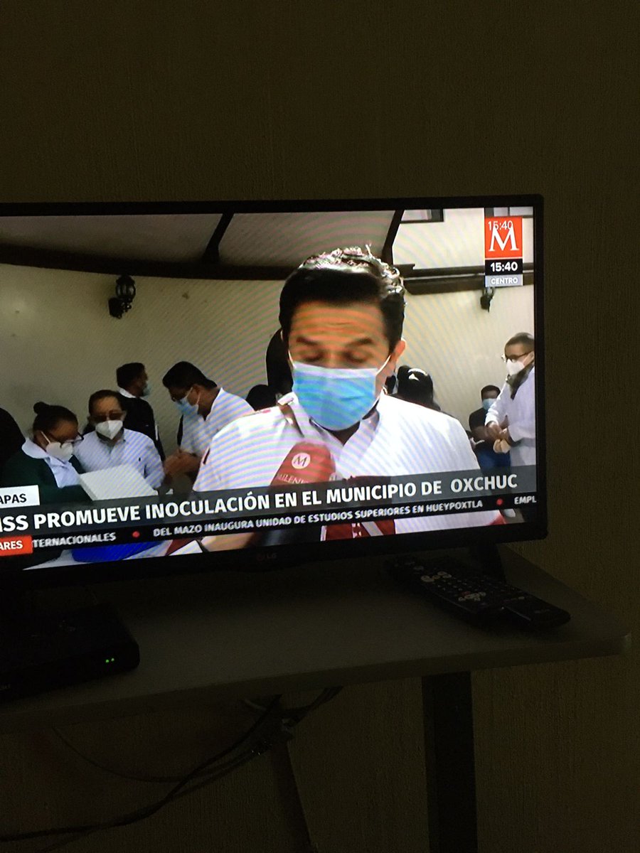 ZOÉ en Chiapas. 
Lo anunció el presidente Andrés Manuel López Obrador. "Zoé Robledo está ahora mismo en Chiapas para promover la vacunación de todos...", dijo.
Y sí, Zoé Robledo estuvo ayer en San Cristóbal de Las Casas, y hoy en el municipio tseltal de Oxchuc./Jovel TV y Radio