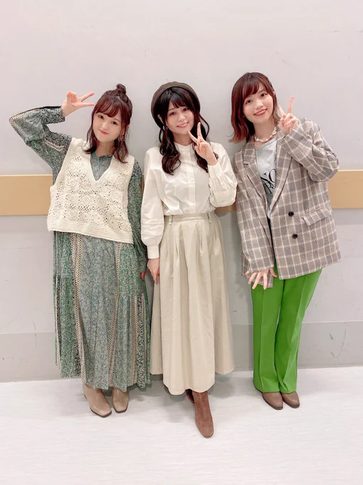#まじそら 初のご対面イベント✨✨
ありがとうございました〜!!

アットホームでとってもしあわせな空間でした😊たのしかった〜😊🥔
OP映像もお披露目できて嬉しかったです!なおみさん可愛すぎましたね...💕
これからは新OP、ぜひ堪能してくださいね!!
そして時計さん、お疲れ様でした⏰✨ 