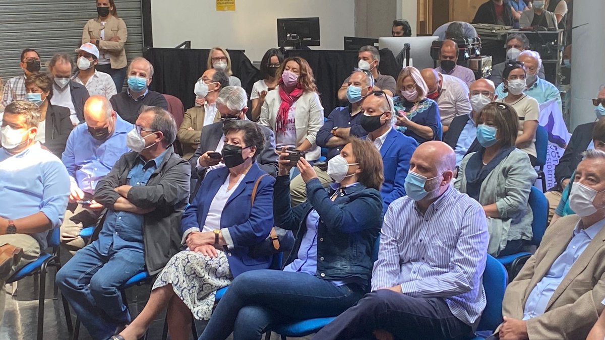 EquipoYasna's tweet photo. Yasna Provoste en lanzamiento de Programa de Gobierno: "El ayllu es nuestra comunidad, Chile es nuestra comunidad. Teníamos que ser capaces de hacer una propuesta distinta, convocando distintos saberes". #AhoraYasna https://t.co/sean8lrjFN