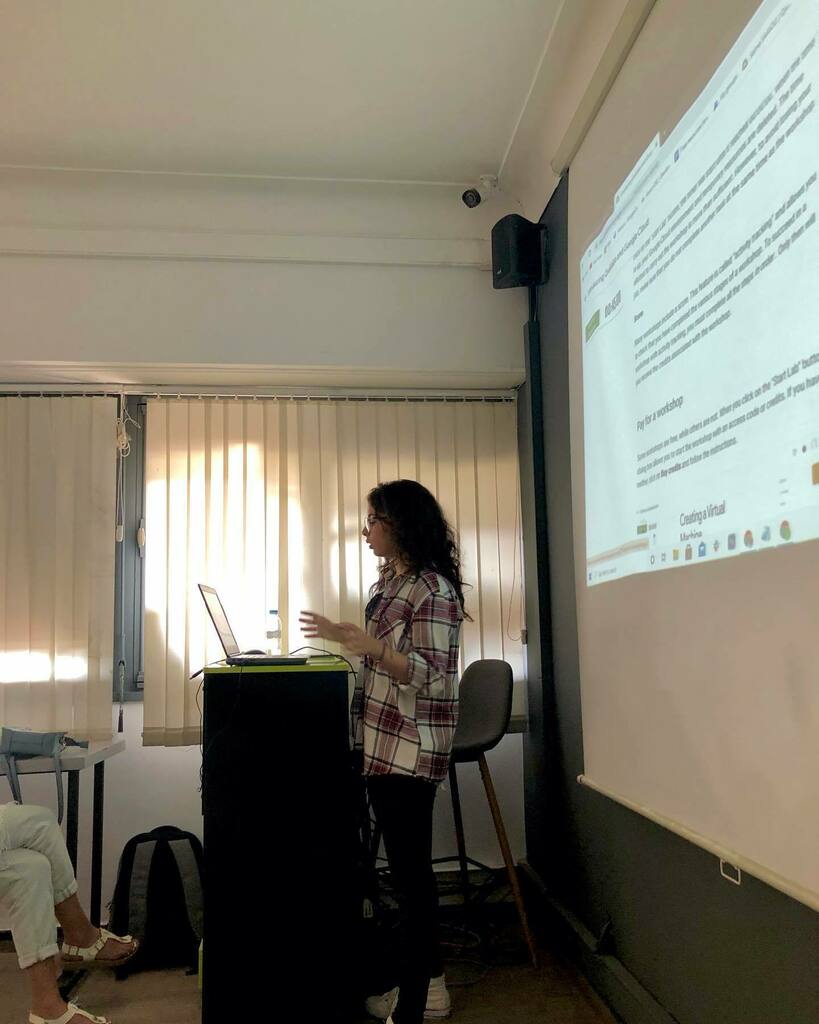 ecolewa's tweet photo. 🙏Thanks to all participants in the Google Developers Students club workshop : Quicklabs and Google cloud introduction 
Stay tu  ne ned for the next event ✅ #googlecloud #coding #student #ecolewa @gdsc_ewa https://t.co/HPheeG0pgY https://t.co/wmVn5aiYtL
