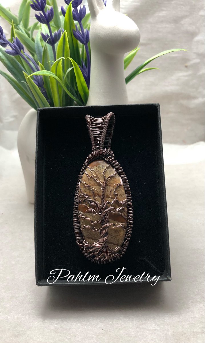 GoAskAlice_64's tweet photo. Love this tree of life I made! It is available for purchase #treeoflife #handmade #wireweaving #wirewrapping #naturalstones https://t.co/mqfZcw84ny