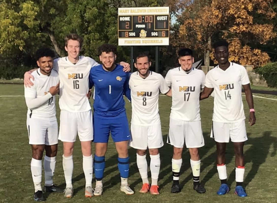 GBWildcats_BSOC's tweet photo. Congrats to #GBFCalumni @cvrling on his Senior Night yesterday &amp; 4-year career with MBU Men’s Soccer ⚽️👏 

#GBFC18 #MBUMSOC @GbhAthletics https://t.co/m3PrZglLaU