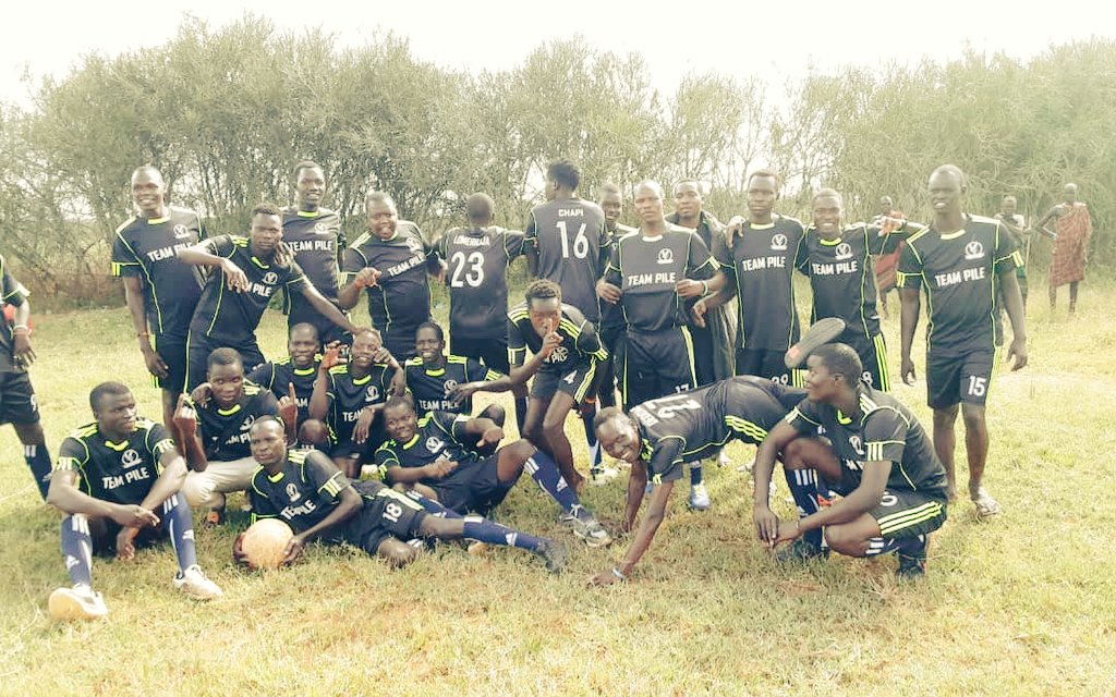 Nakapelimoru team pile