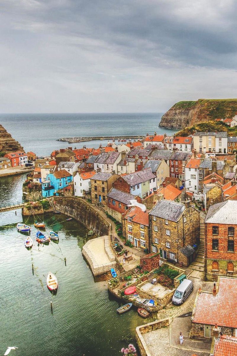 BintingM's tweet photo. Staithes, North Yorkshire, England 🏴󠁧󠁢󠁥󠁮󠁧󠁿                          #NaturePhotography #travel https://t.co/N3tI3eKu4W
