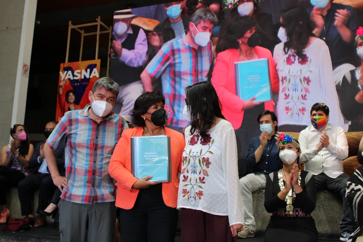 EquipoYasna's tweet photo. Un programa verde, con justicia educativa, abordando urgentes demandas de paz y seguridad, con propuestas de desarrollo y crecimiento con pymes. Juntos y juntas para unir y sanar a Chile. #AhoraYasna
Revisa el Programa de Gobierno de Yasna Provoste aquí 👉 https://t.co/TNKNYqYHJA https://t.co/ICjD3Stkkv