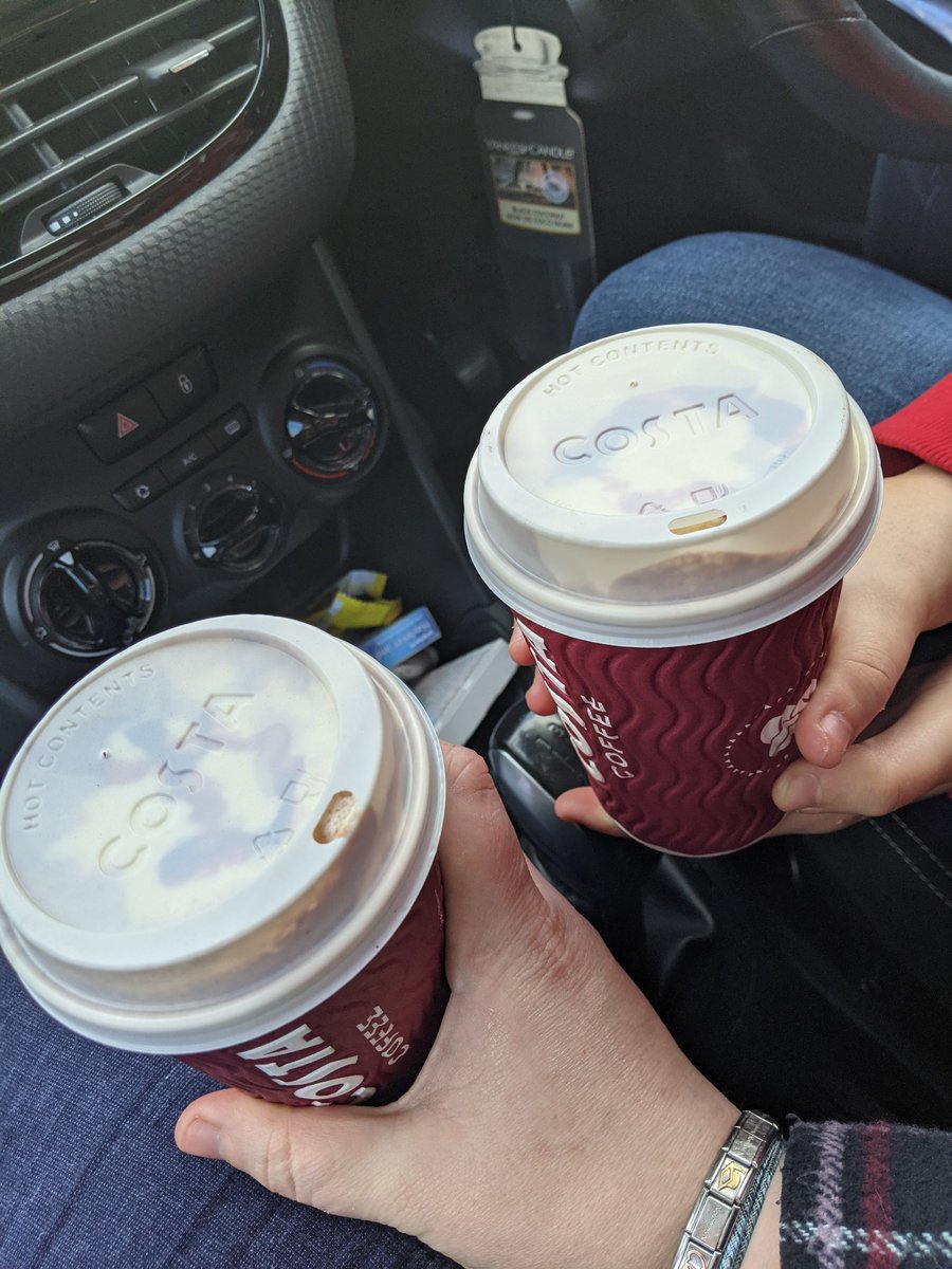 BwidgeyPie's tweet photo. First black forest hot chocolate with my beautiful @Emma_louise1307 ♥️🍁🍂#autumnflavours #soonbechristmas https://t.co/7y1xrSxgHv