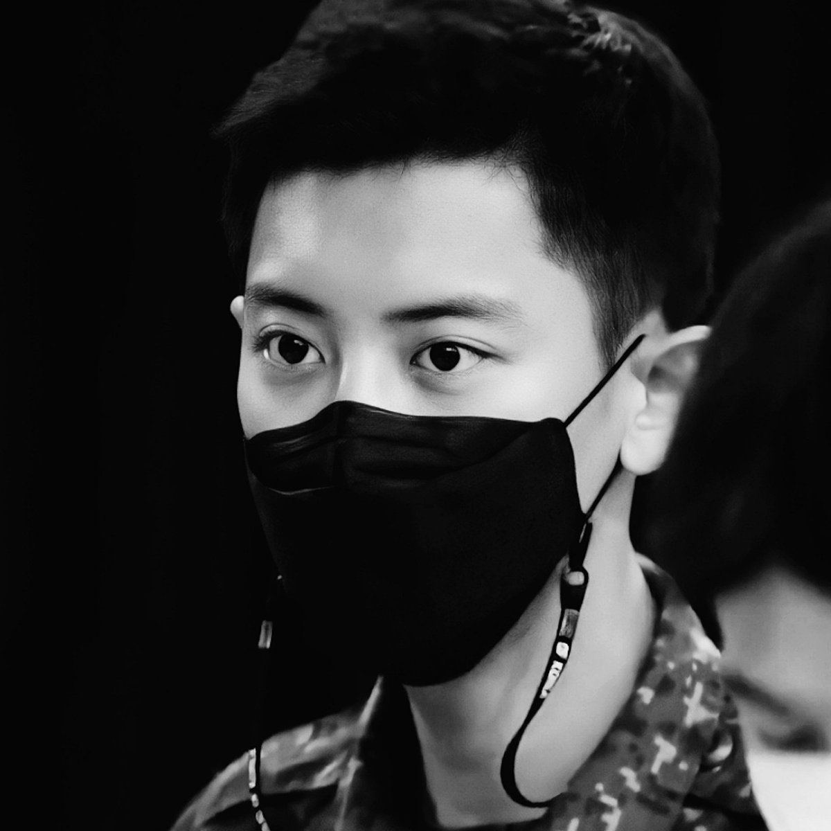 แอคคนหล่อ tweet media