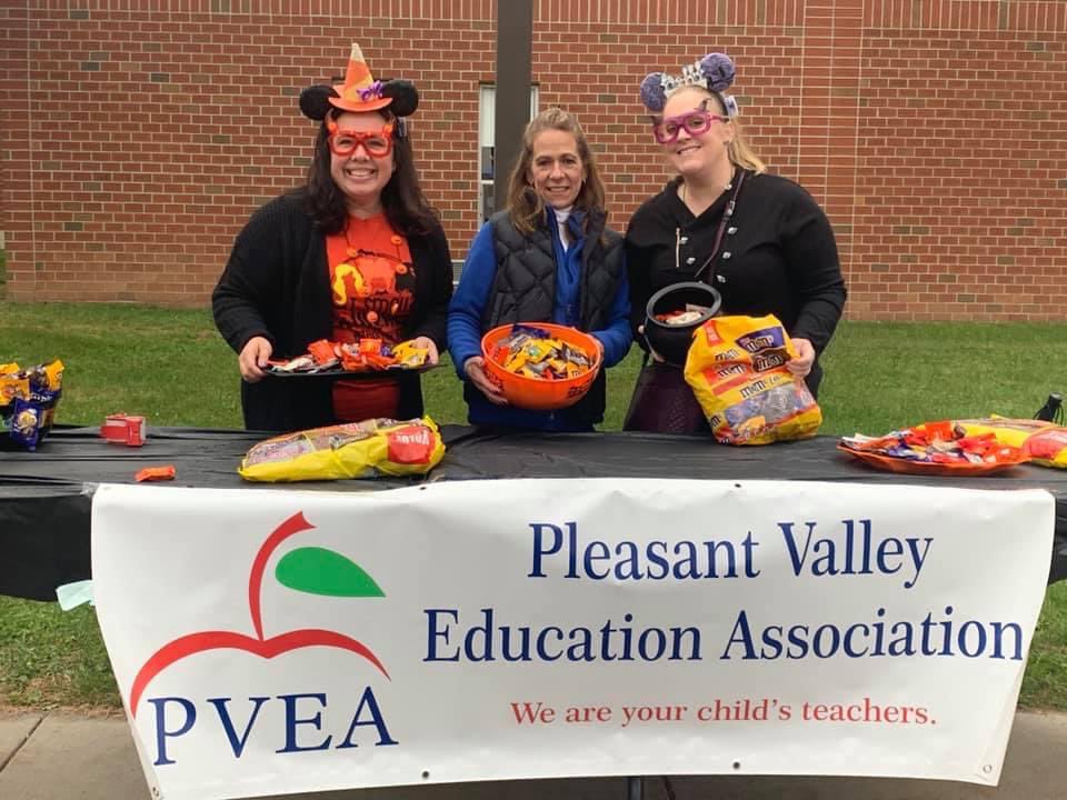 PvClassOf2023's tweet photo. Shout out to the PVEA! We appreciate ALL YOU DO! https://t.co/qmNCSfSlNQ