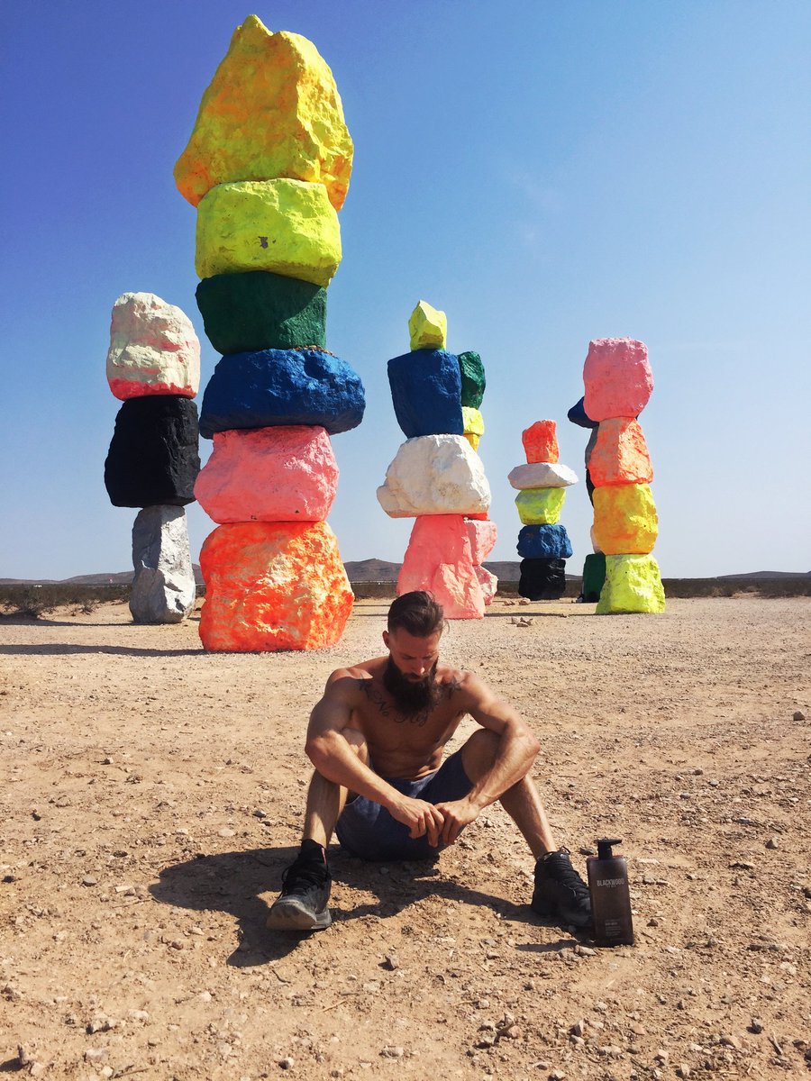 Blackwoodformen's tweet image. It's a dry, harsh, unforgiving world out there 👊 start stacking up added protection for skin &amp;amp; hair with our signature #botanicalboosts 🌿 💪
#CleanseRestoreProtect 💦🛠🛡
👤: @thebalanceguru